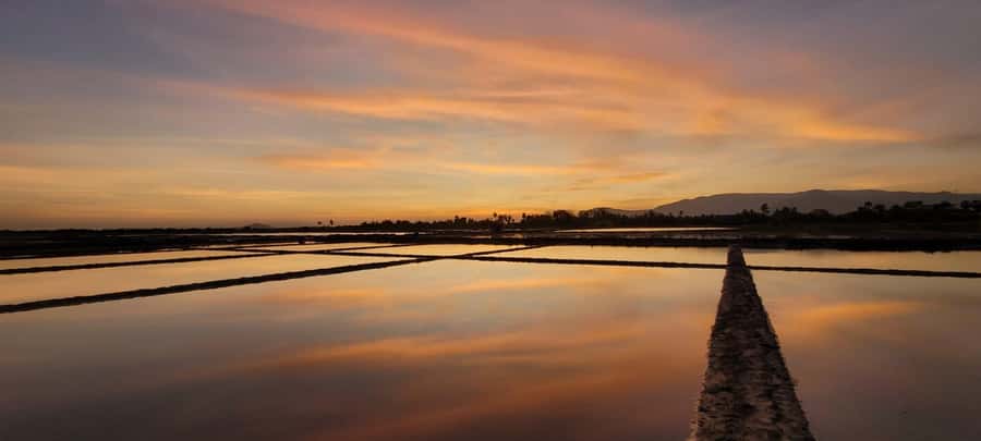 Kampot Countryside include Pepper farm, Salt field & Lake - What to bring and how to time your day