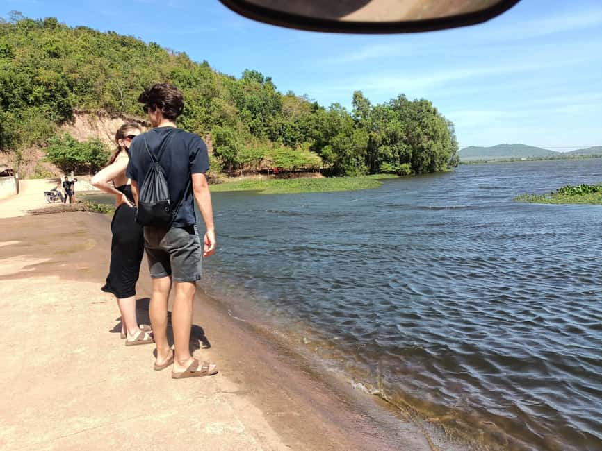 Kampot-Phnom Penh include Pepper farm Tour, Salt field, Lake - Free Pepper Testing and Tasting: The Best Part of the Day