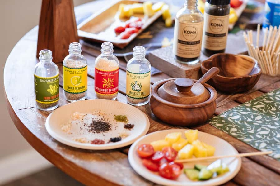 Kona: Hawaiian Salt Farm Tour - Best time to go and what to bring on a Kona oceanfront visit