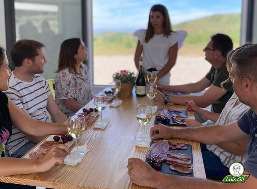 La Rioja: Jamon Iberico Farm Tour and Tasting with Wine - Where this farm tour in La Rioja really starts: El Encinar