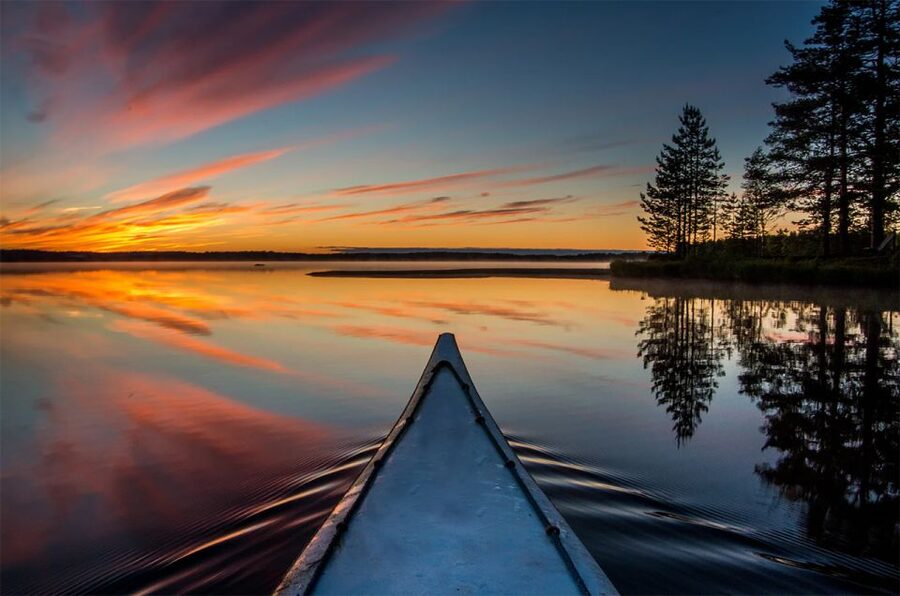 Lapland: Canoeing Trip with Reindeer and Husky Farm Tour - The forest-to-lake transfer: why the in-between time matters