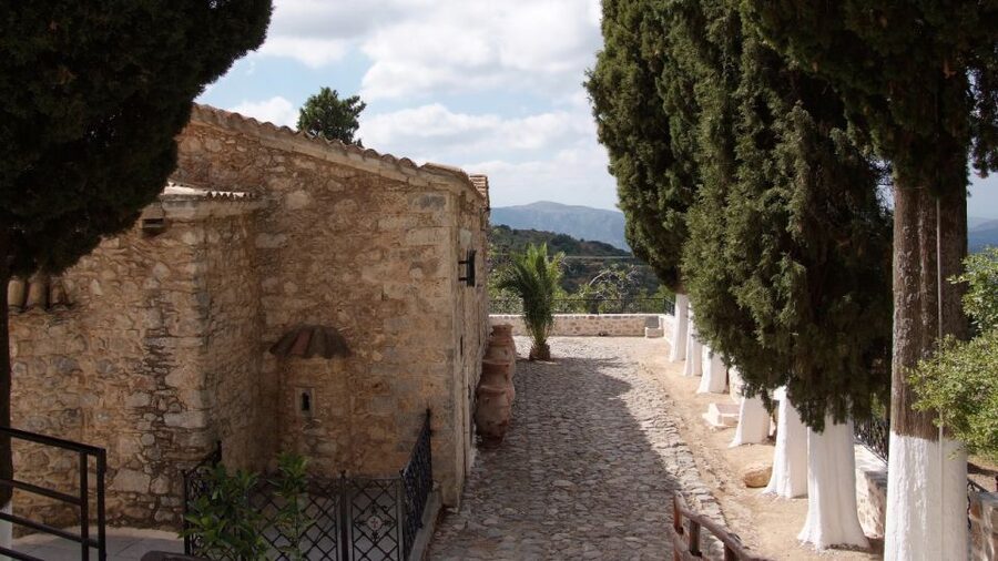 Lassithi, Zeus Cave, Olive Mill Farm & Knossos Combo Tour - Olive Mill Farm: where the smells and stories are