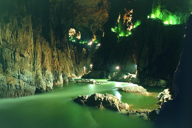 Lipica Stud Farm and Skocjan Caves from Koper - Getting picked up and finding your guide in Koper