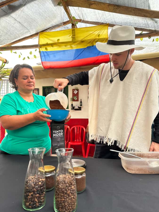 Medellín Coffee Farm Tour with Trolley and Cable Car Ride - Seed-to-cup time: what you learn (and what changes in how you taste)