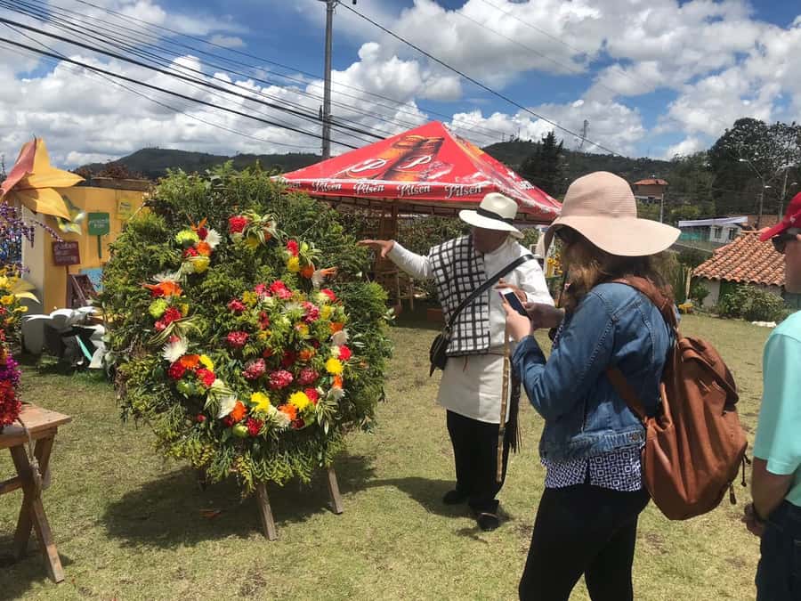 Medellín: Flower Farm & Silletero History Tour - The countryside ride: quick scenery, real timing