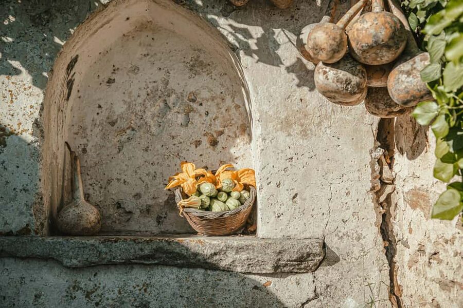 Naxos: Family Farm-table Cooking, Kouros Tour & Live Music - Historic olive press: why olive oil matters on Naxos