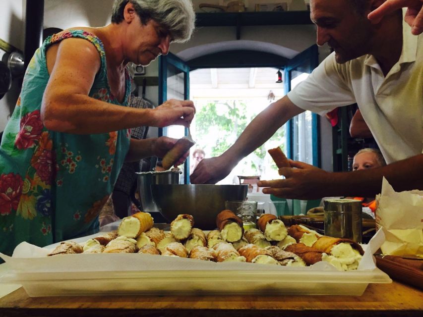 Noto: Highlights Experience tour Cooking from Farm to Fork - Meet Rabbi and Giusi: pro technique with a family-style vibe
