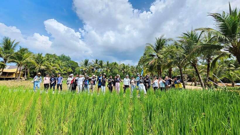 Old Phuket Farm Ticket - Countryside Local Life Culture - Traditional Thai house: coconut grating and curry paste making