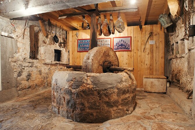 Olive oil farm to fork experience & short walking tour of Kotor - Olive Oil Tasting: learning what quality actually tastes like