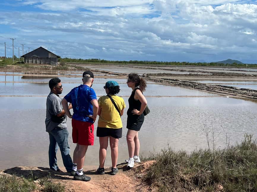 Pepper farm guided tour, Kep/Crab Market, salt & secret lake - Brateak Krola Lake: secret lake views and a short walk