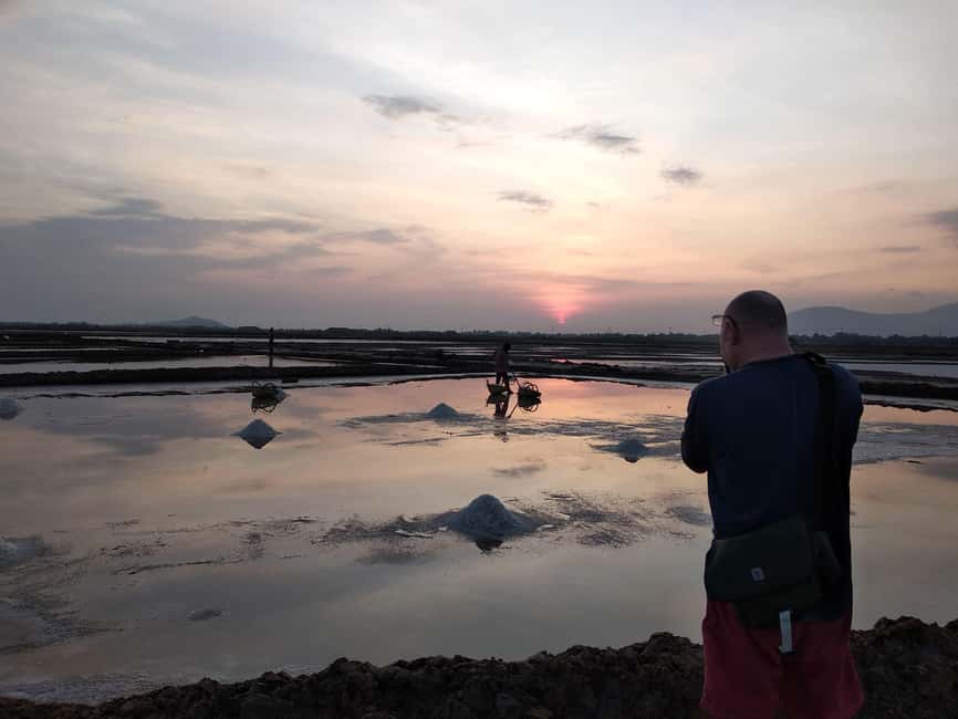 Pepper farm guided tour, Kep/Crab Market, salt & secret lake - Kep town and the Crab Market: seafood you can actually get excited about
