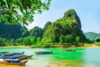 Phong Nha - Paradise Cave & Dark Cave - Duck Farm - Getting picked up in Dong Hoi or Phong Nha (and why timing matters)
