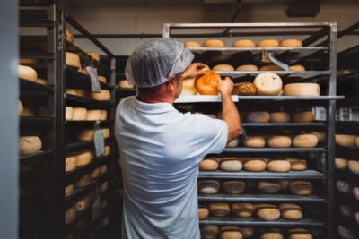 Pienza: Dairy Farm Tour with Pecorino Cheese Tasting - Arriving at the Val d’Orcia hills: a farm visit, not a classroom