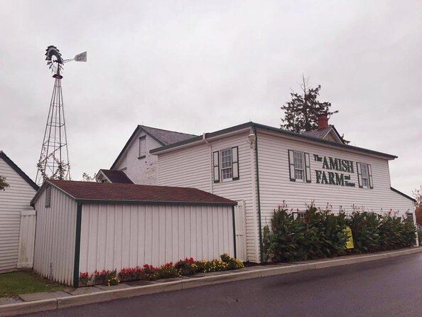 Premium Amish Country Tour including Amish Farm and House - The premium option: guided tour inside an 1805 farmhouse museum