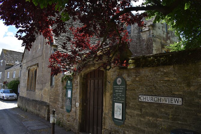 Private Downton Abbey Tour, including Bampton, Cogges Farm, and Highclere - Who This Tour Is For (and Who Should Think Twice)