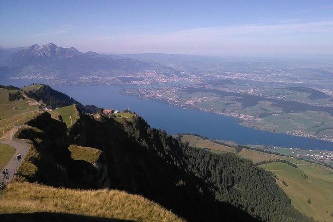 Private Guided Hike on Mt. Rigi with Farm Visit and BBQ - A private Mt. Rigi day from Lucerne: what you’re really buying