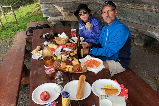 Private Guided Hike on Mt. Rigi with Farm Visit and BBQ - The guided hike to Mt. Rigi’s 360 views