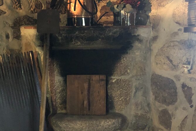Private Traditional Cooking Class on a Historic Farm near Porto - Price and Value: When $185.25 Makes Sense