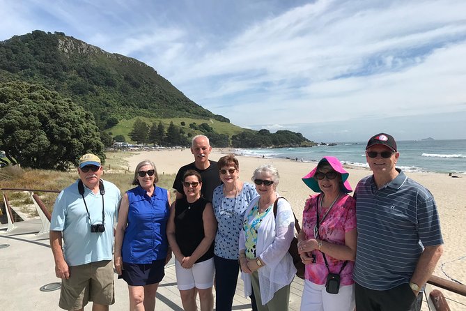 Private, via beaches, Kiwi farm to Rotorua 8 lakes & Geothermal - Should you book this Tauranga to Rotorua private day trip?