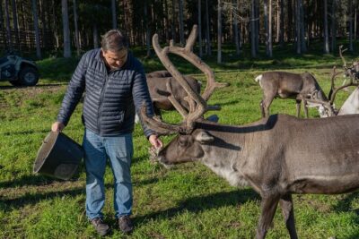 Reindeer Farm Experience in Summer and Autumn from Rovaniemi - The Farm Visit: Meeting Herders and Learning Reindeer Husbandry