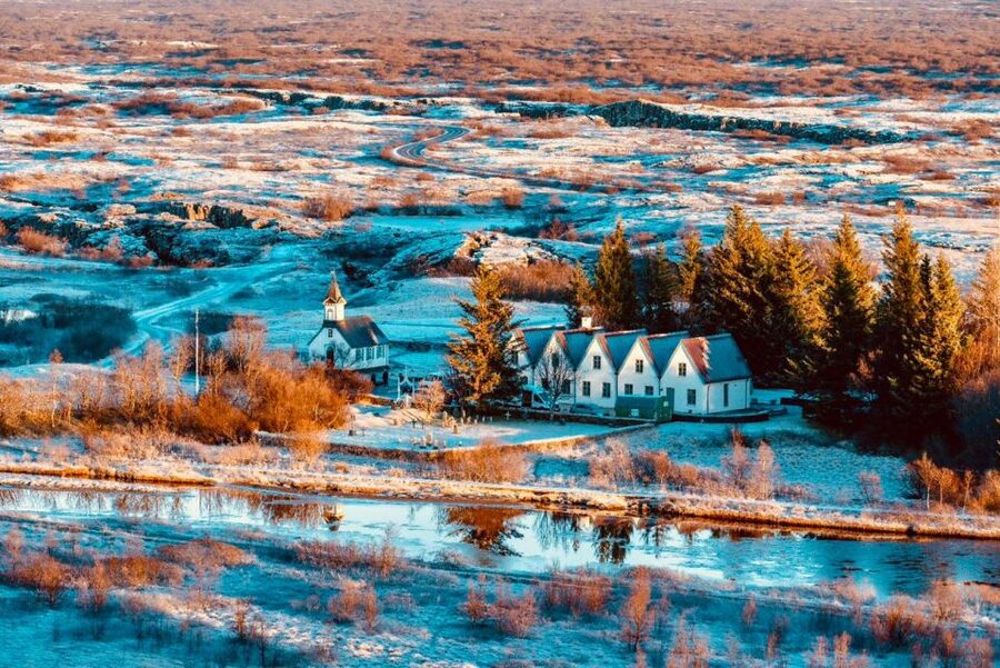 Reykjavik: Golden Circle, Tomato Farm and Kerið Crater Tour - Gullfoss: the waterfall that turns weather into drama