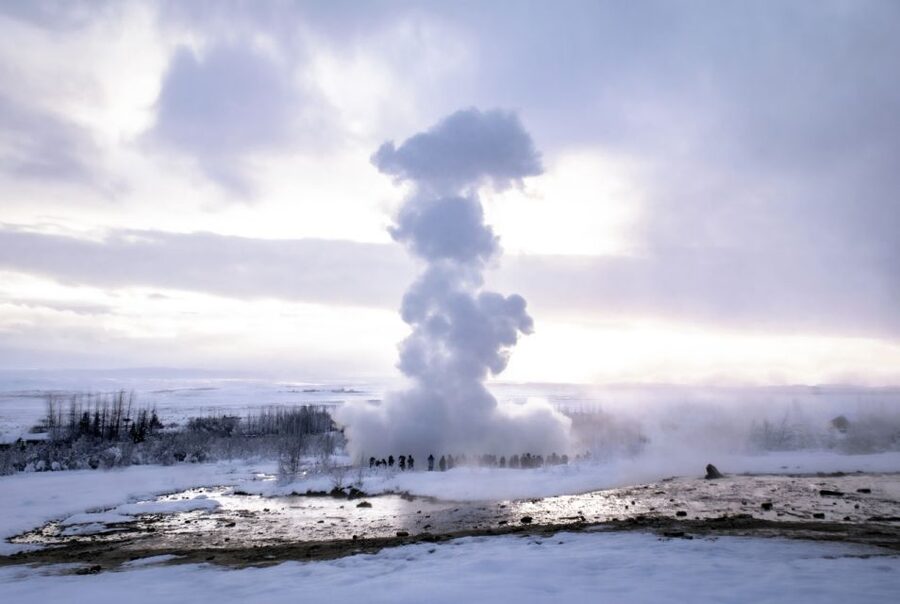 Reykjavik: Golden Circle, Tomato Farm and Kerið Crater Tour - Kerið crater: an ancient finish you can actually walk around