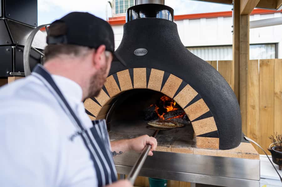 Rotorua: Authentic Kiwi Farm Experience at the Agrodome - The 1-hour Farm Show: sheep shearing, sheepdogs, and crowd participation