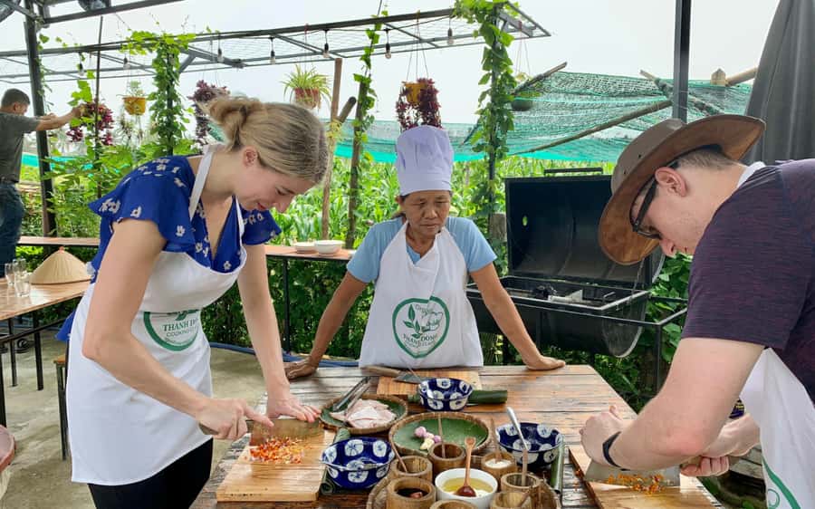 Rural Cycle, Market Tour, Basket Boat & Organic Farm Cooking - Key takeaways