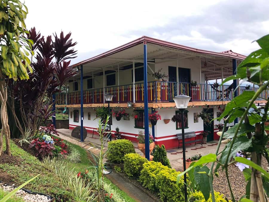 Salento: Coffee Farm Tour with Tasting - A hundred-year coffee farm near Filandia: the setting that makes it feel calm
