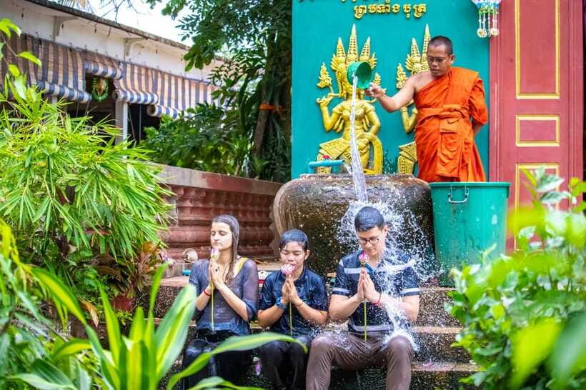 Siem Reap: Khmer Water Blessing by Monk and Lotus Farm Visit - The fried banana snack stop that tastes like Siem Reap