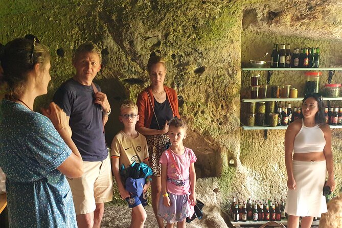 Slowlife Family Farm- Cook with us From Garden to Table Syracuse - Cave-cellar wine, unlimited natural pours, and grandparents’ toasts