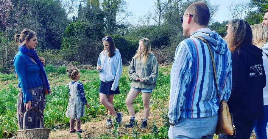 Slowlife Family Farm: From Garden to Table - Milling wheat to pasta: the hands-on cooking class piece