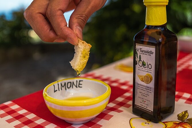 Sorrento Ape Tour, Lemon Garden, Mozzarella Show & Pizza Class - The day’s rhythm: timing, group size, and comfort