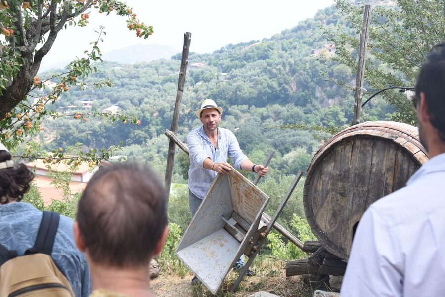 Sorrento: Farm Tour with Cheese Tasting & Pizza Making Class - Getting to the farm: pickup, drop-off, and the 11:30 meeting spot