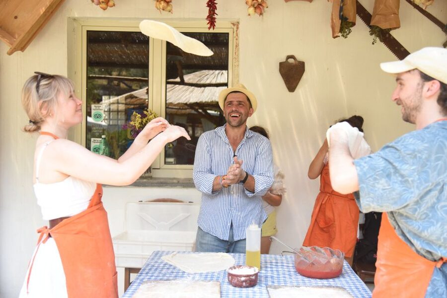 Sorrento: Pizza Lesson, Wine, and Limoncello at a Local Farm - Key highlights to know before you go