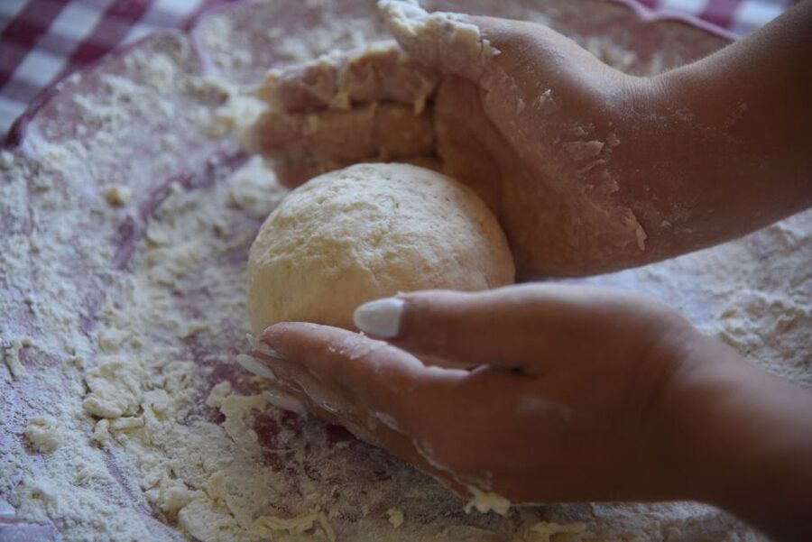 Sorrento: Pizza Lesson, Wine, and Limoncello at a Local Farm - Dinner in the farmhouse: what’s served and why it feels worth the price
