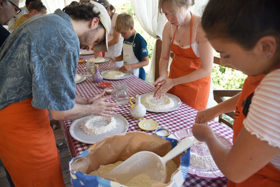 Sorrento: Pizza Lesson, Wine, and Limoncello at a Local Farm - Price and value check: is $94 per person fair?