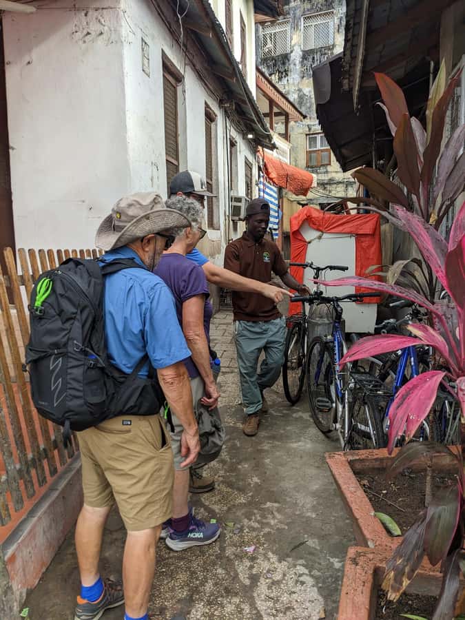 Spice Farm Bike Tour: Pedal Through Aromatic Adventures - Why biking to a spice farm beats a bus ride