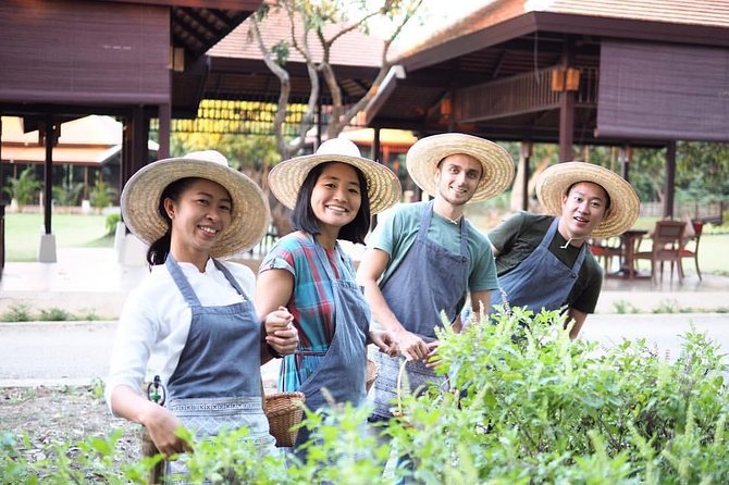 Sunset Thai Cooking with Grandma - Farm & Evening Feast - Pickup, Arrival, and the Quick Farm-First Flow