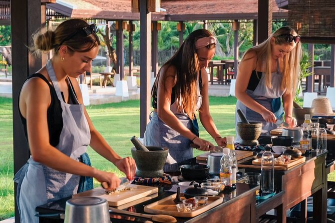 Sunset Thai Cooking with Grandma - Farm & Evening Feast - The Five Dishes: What You’ll Learn to Cook (Including Mango Sticky Rice)