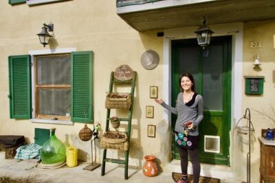 Sustainable Farm Tour & Northern Italian Cooking Class in Asti - Foraging With Vivi: Herb Identification Using All Five Senses