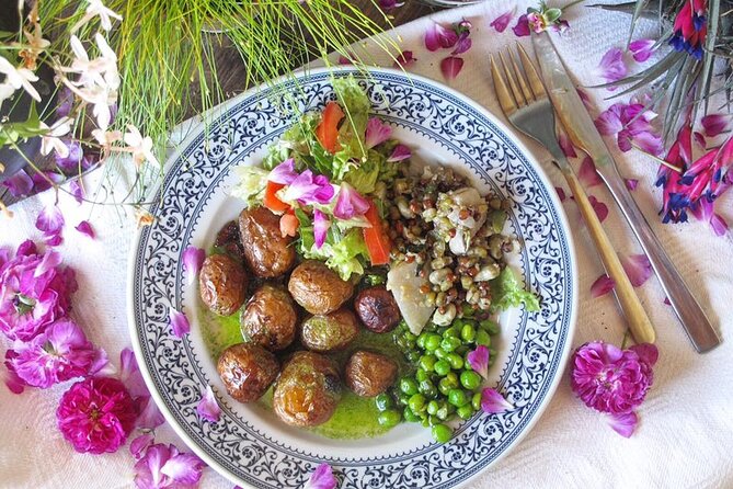 Traditional Cooking Class, Farm Tour & Lunch in the Douro Valley - Quinta de Louredo near Porto: why this feels like a real farm day