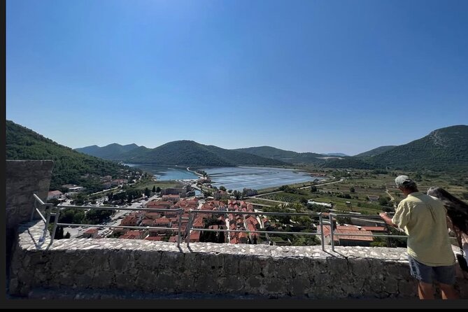 Transfer from Split to Dubrovnik with Stop at the Oyster Farm - Free Oyster Farm Stop: Simple, Fresh, and Easy to Enjoy