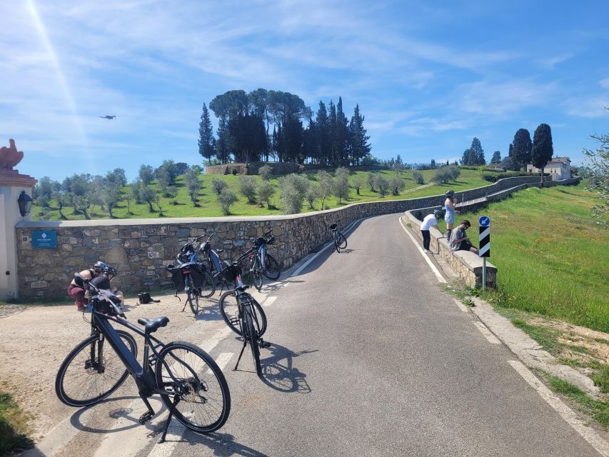 Tuscany Hills Bike Tour with Lunch at farm and Wine Tasting - The hills: 35km and 460m gain (and how to choose between regular and e-bike)
