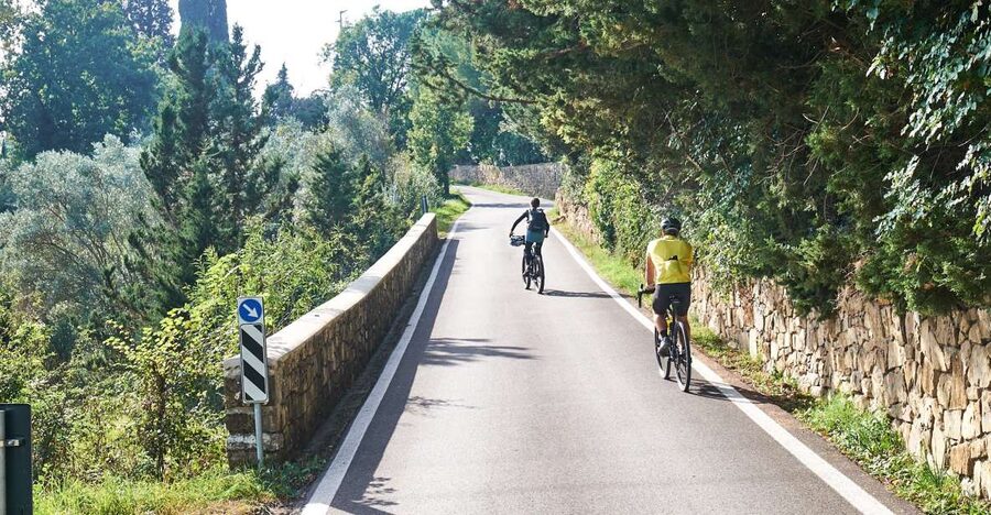 Tuscany Hills Bike Tour with Lunch at farm and Wine Tasting - Meeting at Via del Campuccio: easy to find, easy to miss