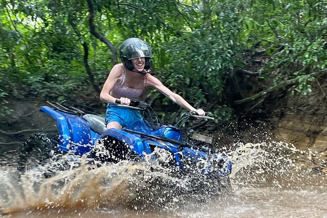 Unique Pineapple Farm Tour on 4 wheels - Safety First, But This Still Feels Like Adventure