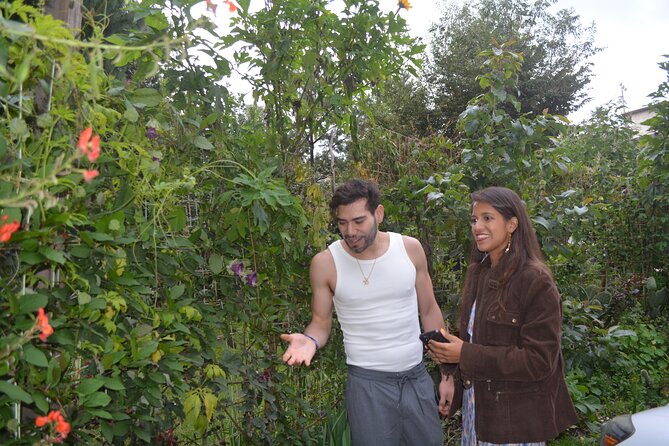 Urban Orchard in Desierto de los Leones in Mexico City - Hands-on sensory learning: smell, touch, and taste
