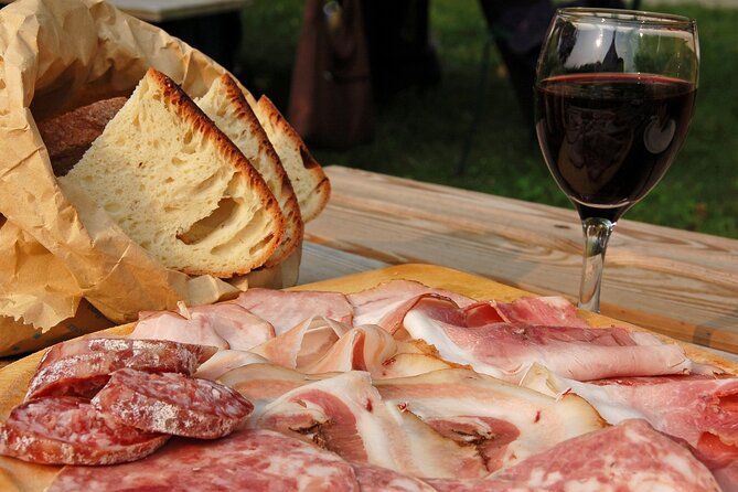 Wine Experience in farm vineyard & winery from Montecatini T. - The optional second dish: when to spend extra and when not to