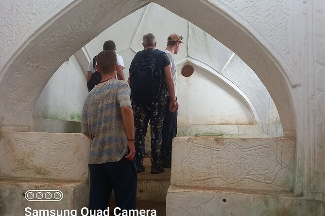 Zanzibar Stone Town Historical Tour and Spice Farm Tour - People’s Palace Museum: seeing sultan power in about 30 minutes