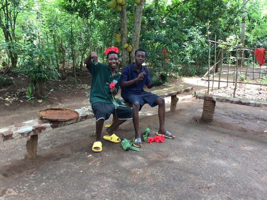 Zanzibar:Stone Town & Spice Farm Private Tour Lunch Included - Swahili lunch on the farm: why included food can still be good value
